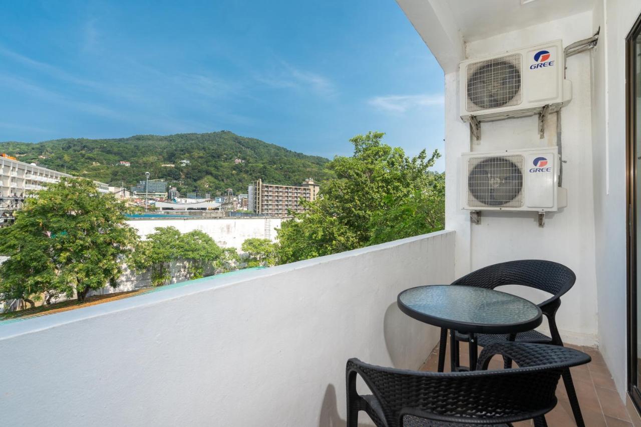 Black Pantera Hostel Patong Екстер'єр фото