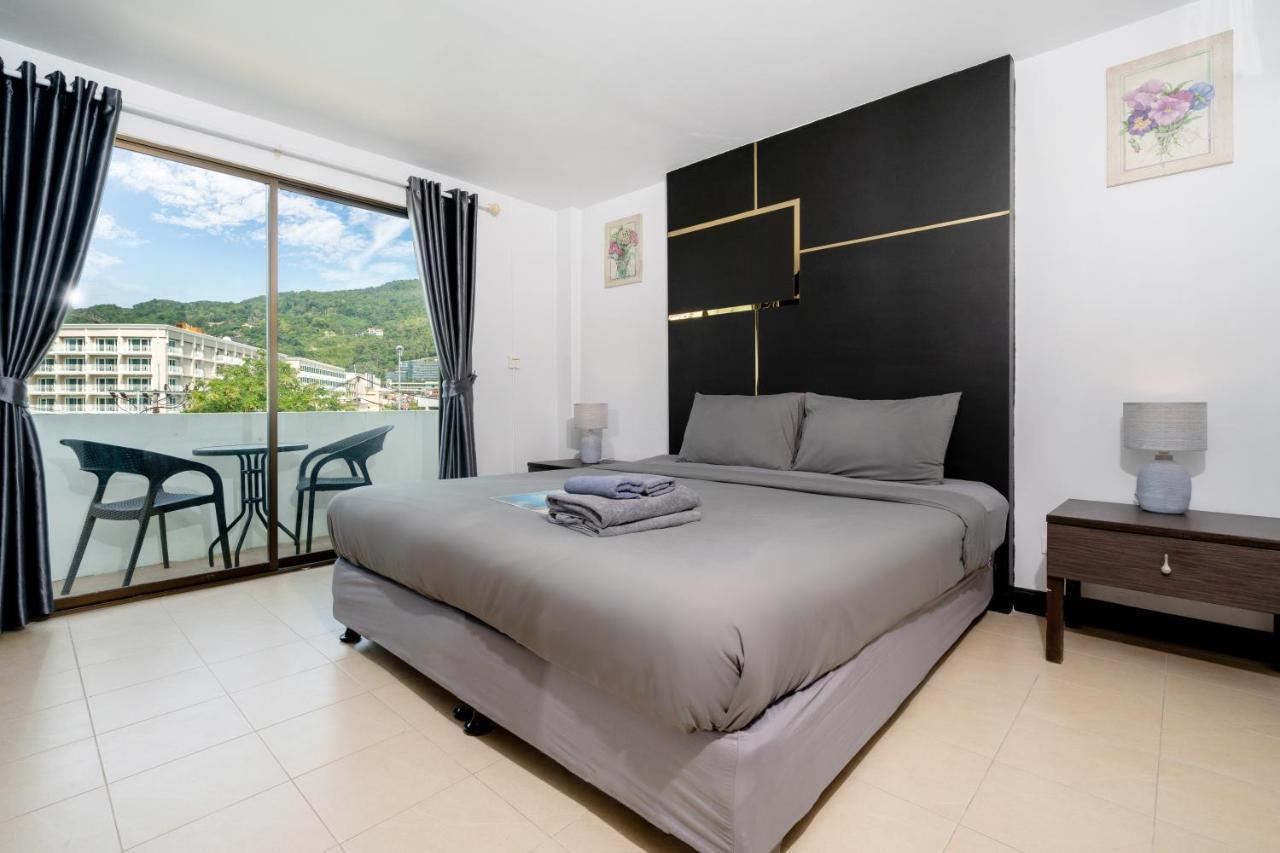 Black Pantera Hostel Patong Екстер'єр фото